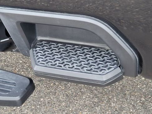 Used 2020 GMC Sierra 3500 Denali w/ Denali Ultimate Package image 13