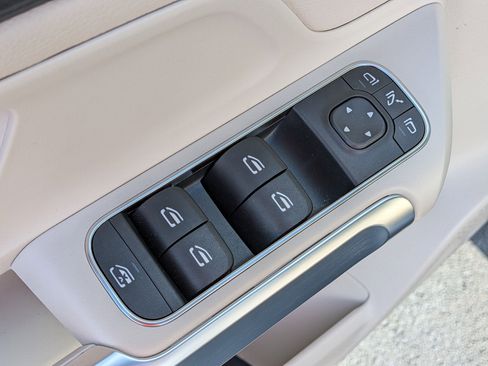 Certified 2026 Mercedes-Benz GLB 250 image 16