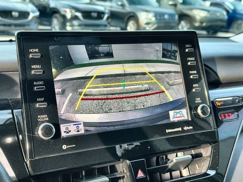 Used 2022 Toyota Camry SE w/ Audio Upgrade Package image 27