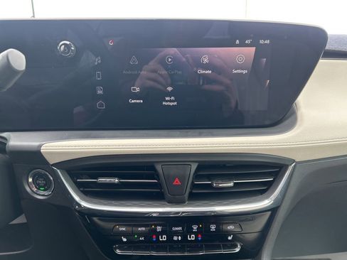 Used 2025 Buick Encore GX Avenir w/ Avenir Technology Package AWD/4WD image 20