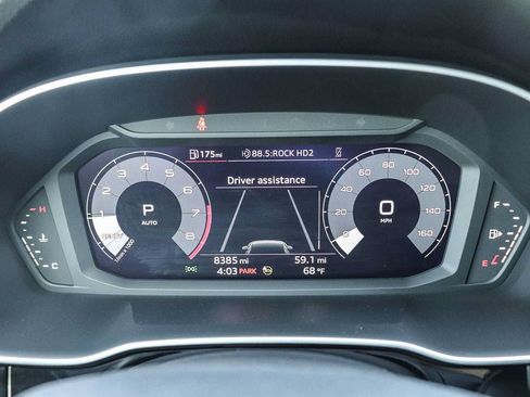 Used 2023 Audi Q3 2.0T Premium w/ Convenience Package AWD/4WD image 25