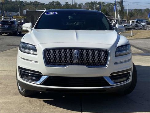 Used 2020 Lincoln Nautilus Reserve w/ Equipment Group 202A image 6