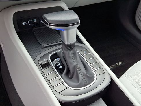 Certified 2026 Hyundai Kona SEL Sport AWD/4WD image 18