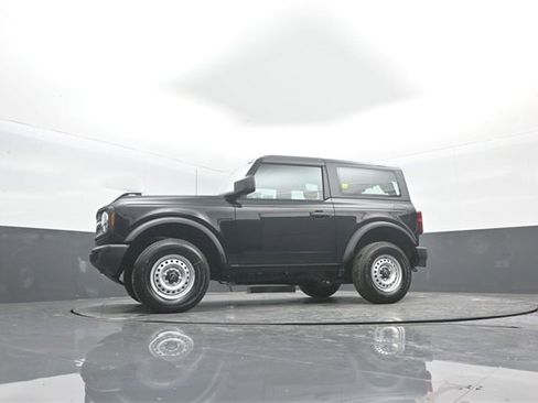 New 2026 Ford Bronco Base image 32