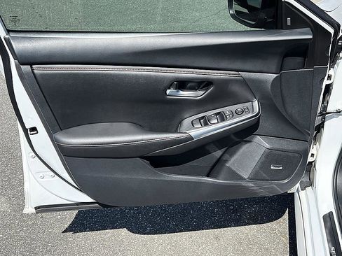 Certified 2024 Nissan Sentra SR w/ SR Premium Package FWD image 20