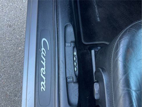 Used 2001 Porsche 911 Cabriolet image 25