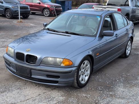 Used 2000 BMW 323i Sedan image 4