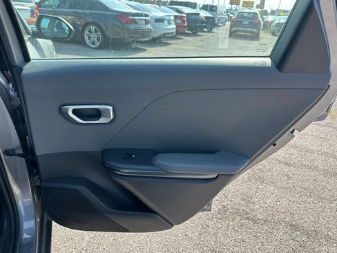 Used 2025 Kia K4 FWD image 22