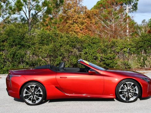 Used 2021 Lexus LC 500 Convertible image 40