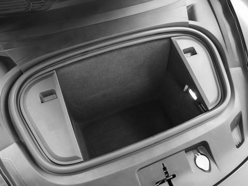 Used 2023 Porsche Taycan GTS image 18