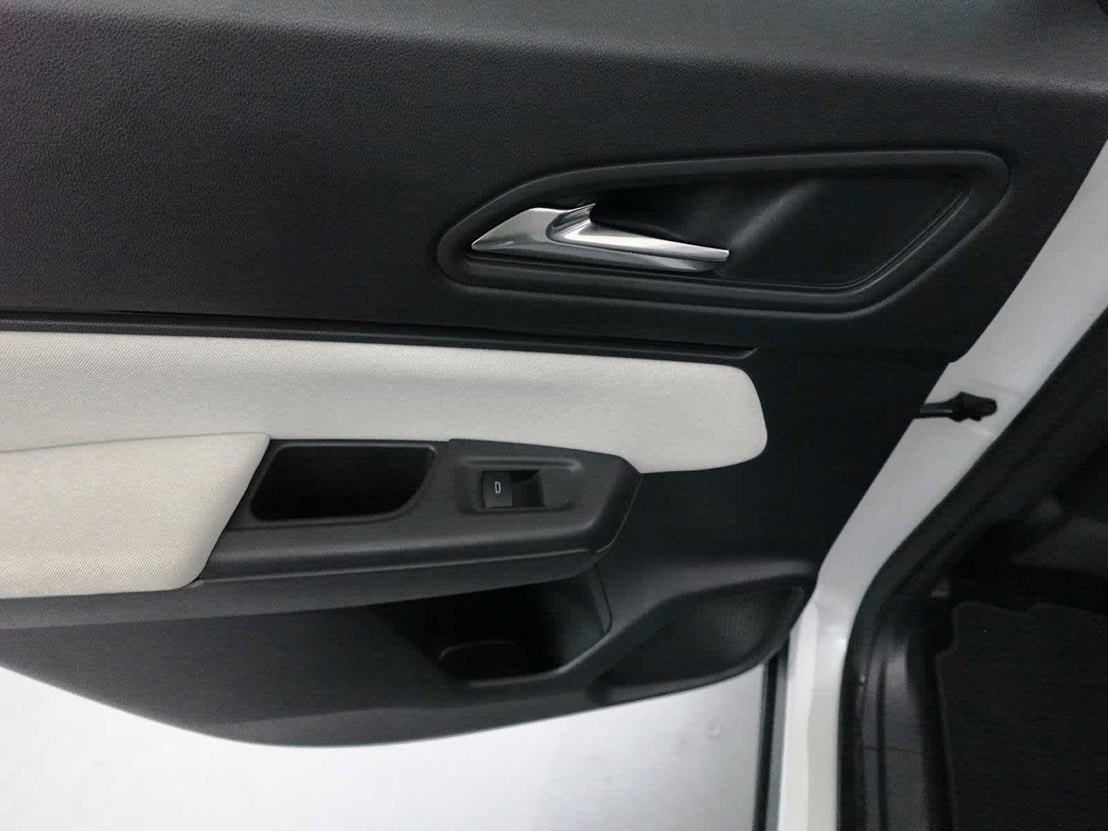 Used 2024 Honda Prologue EX image 25