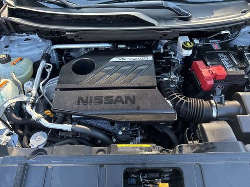 Used 2024 Nissan Rogue SL w/ SL Premium Package image 48