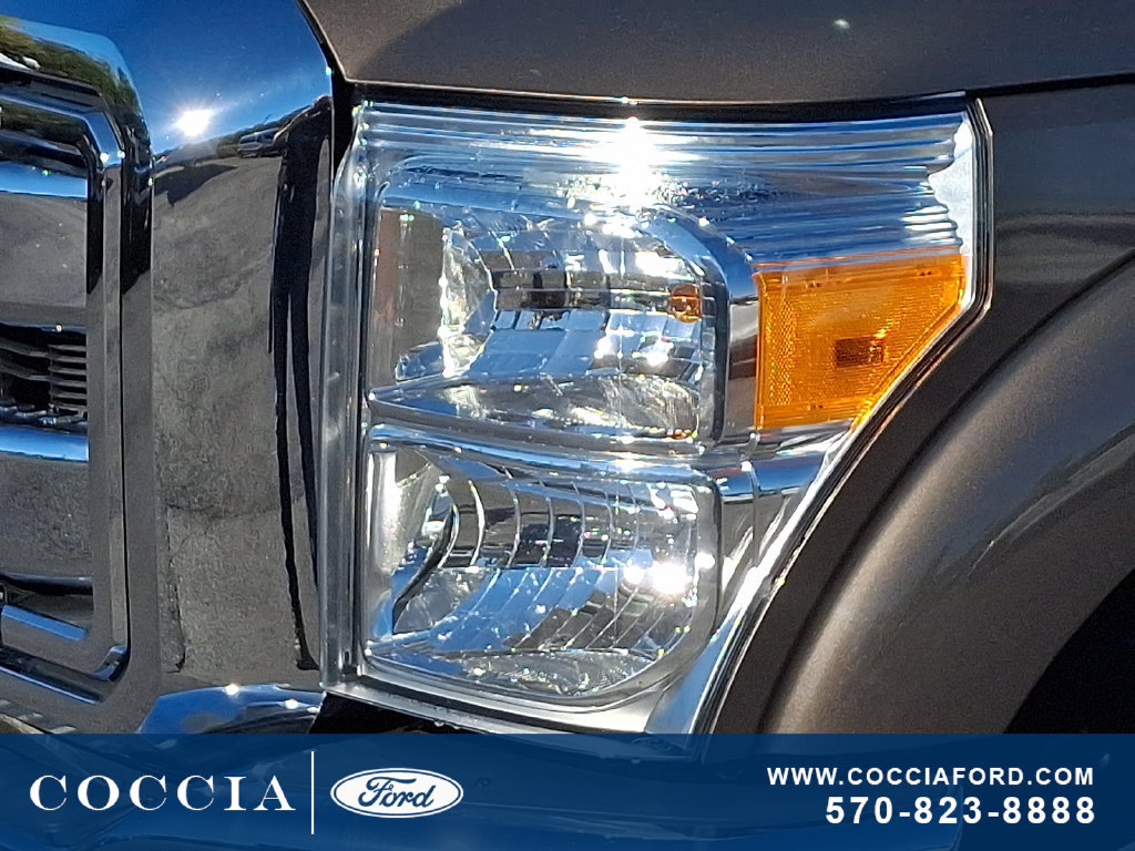 Used 2016 Ford F250 XLT w/ XLT Interior Package AWD/4WD image 9