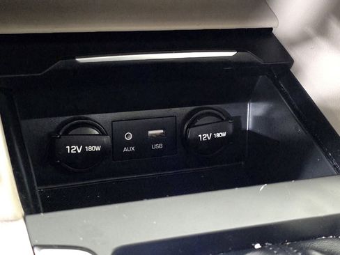 Used 2018 Hyundai Elantra SEL image 27