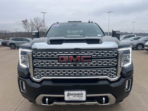 Used 2023 GMC Sierra 3500 Denali w/ Denali Black Diamond Edition image 13