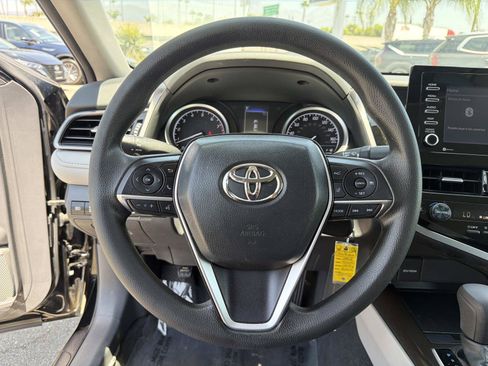 Used 2023 Toyota Camry LE FWD image 8