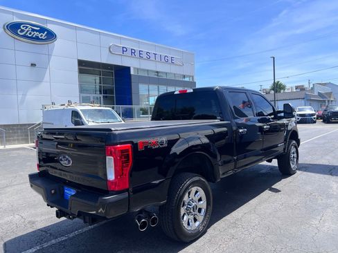 Used 2018 Ford F250 Lariat w/ Lariat Ultimate Package AWD/4WD image 8