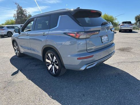 Used 2025 Mitsubishi Outlander SEL AWD/4WD image 5