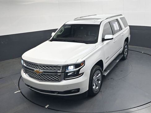 Used 2018 Chevrolet Tahoe LT w/ LT Signature Package AWD/4WD image 16