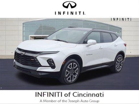 Used 2023 Chevrolet Blazer RS w/ Enhanced Convenience Package image 1