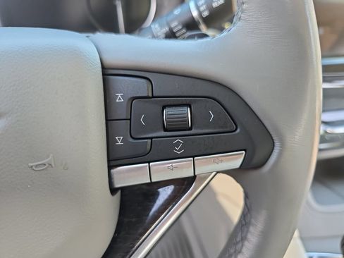 Certified 2024 Cadillac XT6 Premium Luxury w/ LPO, Floor Liner Package AWD/4WD image 18