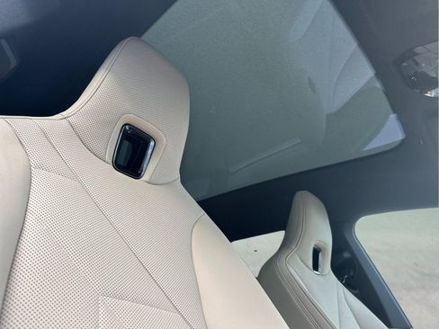 Used 2024 BMW iX xDrive50 w/ Sport Package image 17