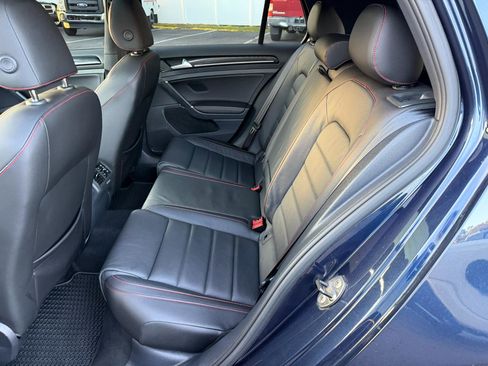 Used 2017 Volkswagen GTI Autobahn image 39