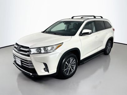 Used 2019 Toyota Highlander XLE