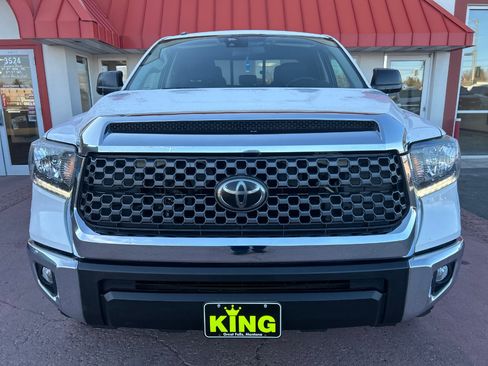 Used 2018 Toyota Tundra SR5 image 3