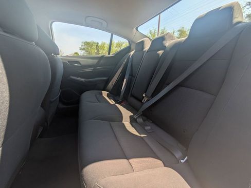 Used 2025 Nissan Altima 2.5 SV FWD image 24