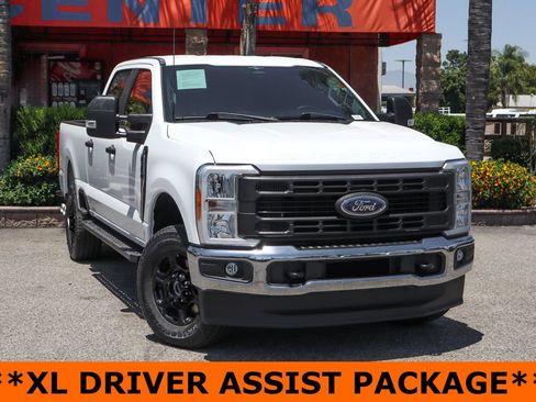 Used 2023 Ford F350 XL w/ XL Driver Assist Package AWD/4WD image 2