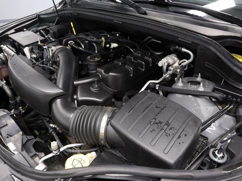 Used 2023 Dodge Durango GT image 12