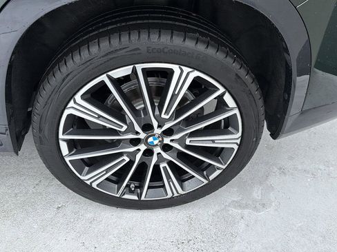 Certified 2025 BMW X1 xDrive28i w/ Premium Package image 32