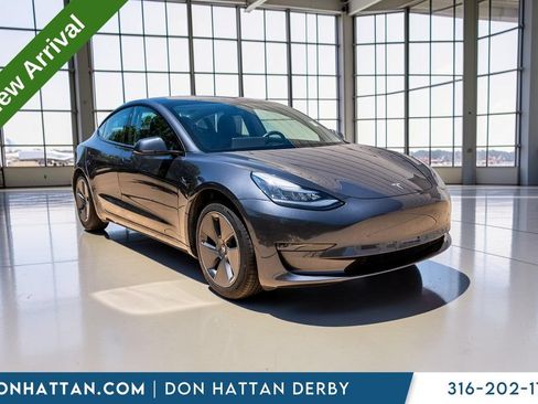 Used 2021 Tesla Model 3 Standard Range Plus RWD image 33