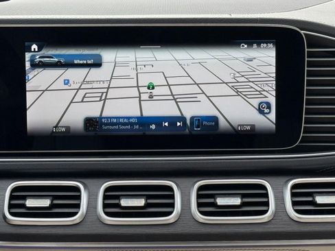 New 2026 Mercedes-Benz GLS 580 4MATIC image 27