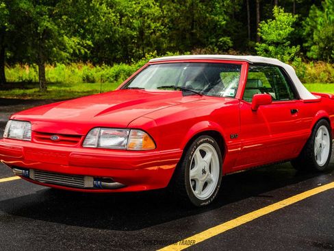 Used 1992 Ford Mustang LX image 17