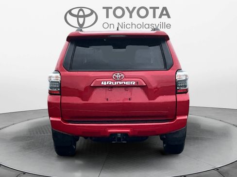 Used 2023 Toyota 4Runner SR5 Premium w/ Moonroof Package RWD image 5