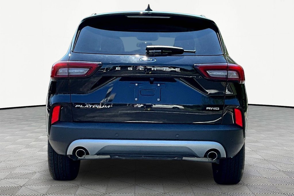Used 2024 Ford Escape Platinum AWD/4WD image 6