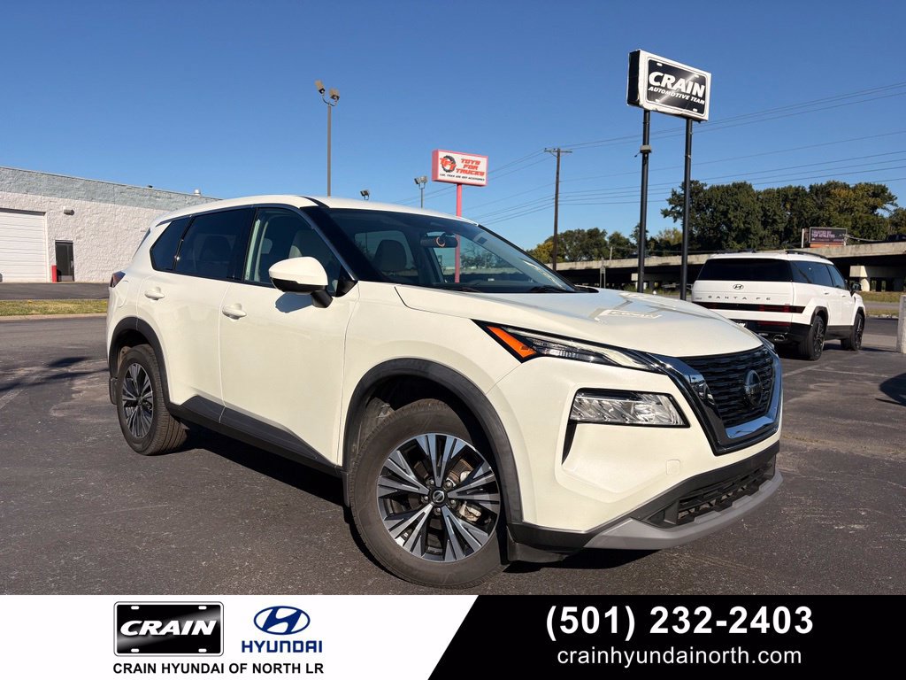 Used 2021 Nissan Rogue SV FWD image 1