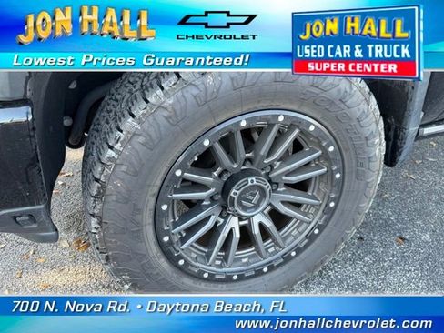 Used 2024 Chevrolet Silverado 2500 High Country w/ Technology Package image 18