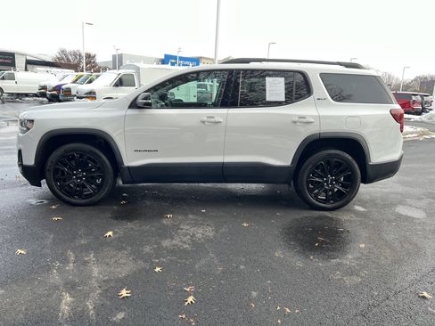 Certified 2023 GMC Acadia SLT w/ Elevation Edition image 7