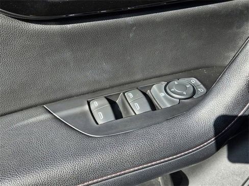 Used 2022 Chevrolet Blazer RS image 24