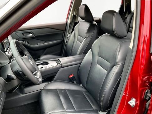 Used 2023 Nissan Rogue SL w/ SL Premium Package image 15