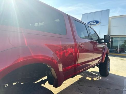 Used 2021 Ford F250 Lariat w/ Lariat Ultimate Package AWD/4WD image 18