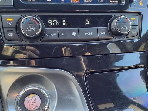 Used 2023 Nissan Maxima SR w/ Sport Mat Group image 19