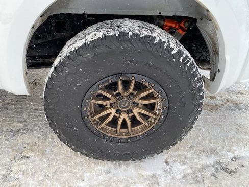 Used 2019 Ford F150 Raptor w/ Equipment Group 802A Luxury image 14