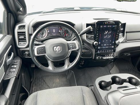 Used 2022 RAM 3500 Big Horn w/ Level C Equiment Group AWD/4WD image 16