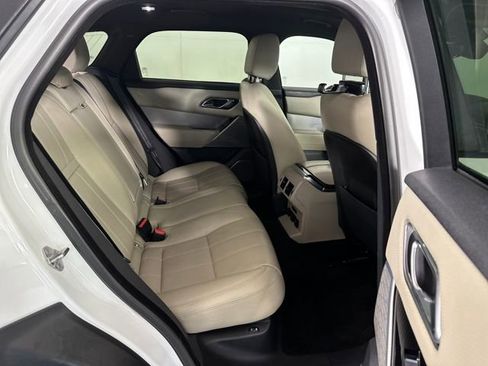 Used 2018 Land Rover Range Rover Velar R-Dynamic SE image 27