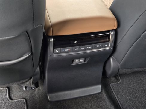 Certified 2026 Lexus GX 550 w/ Accessory Package (2T) AWD/4WD image 29