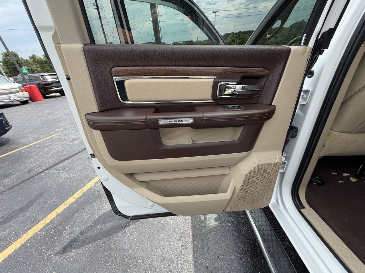 Used 2018 RAM 2500 Laramie AWD/4WD image 29